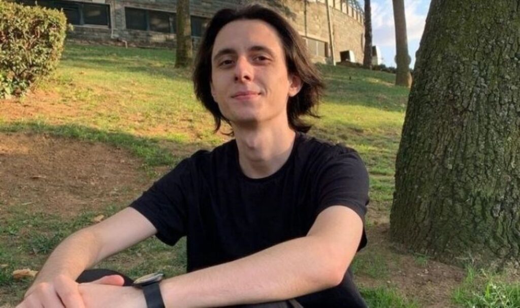 Tolunay Ören kimdir?