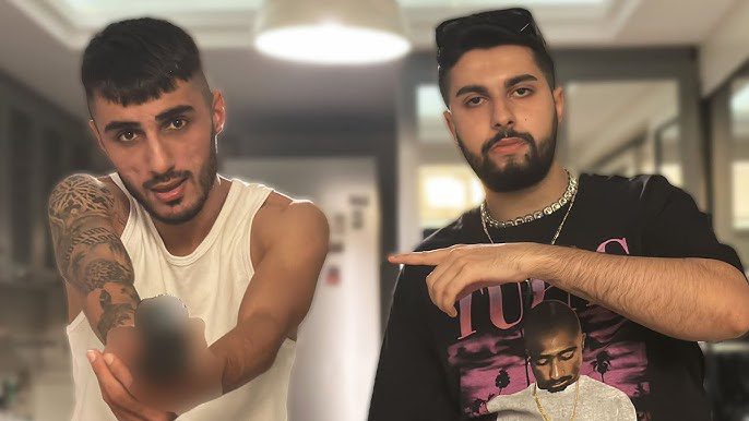 Era7Capone Kimdir